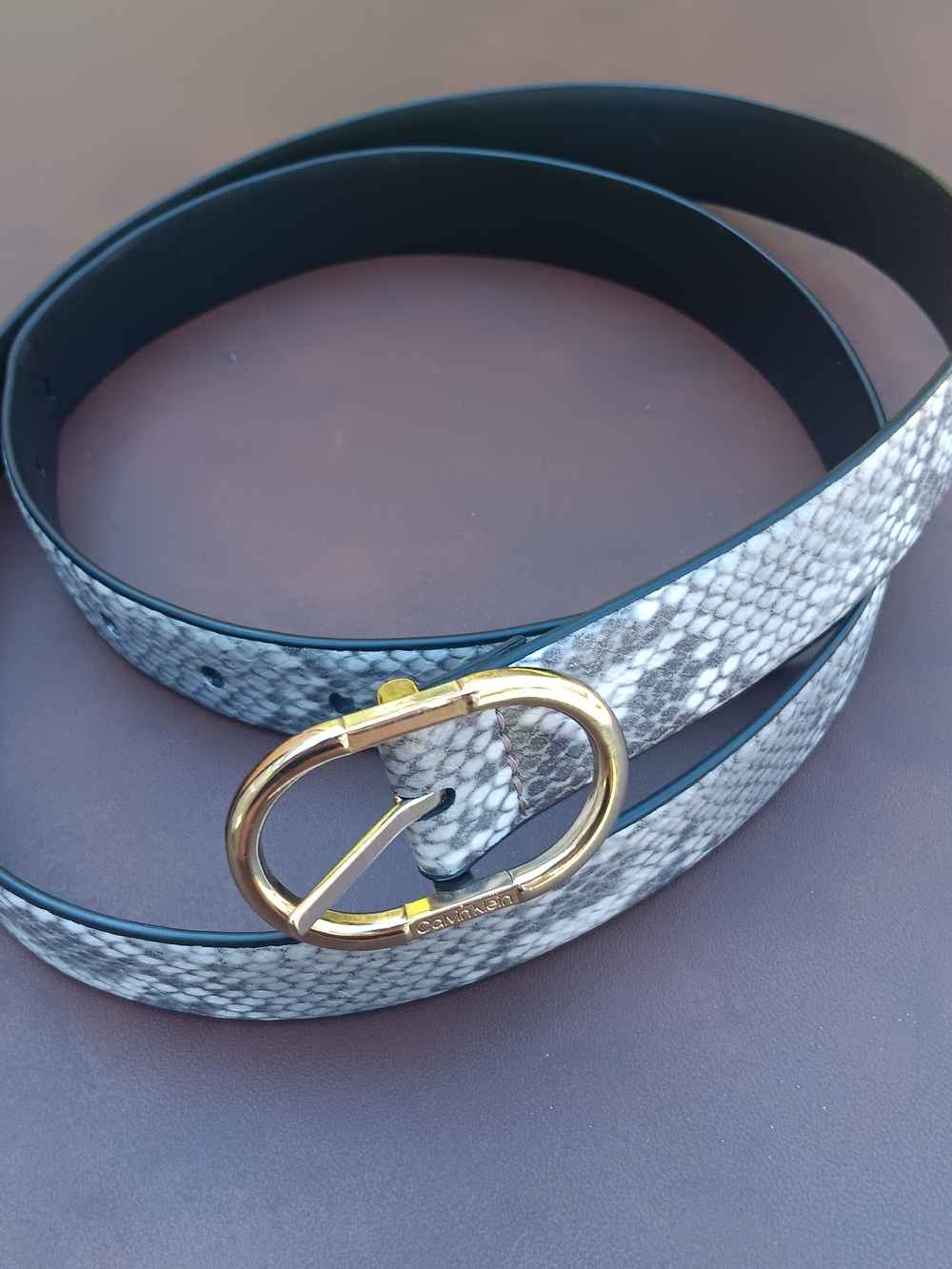 Calvin Klein Gray & White Snakeskin-Print Belt with Gold Oval Buckle 2X (18W-20W